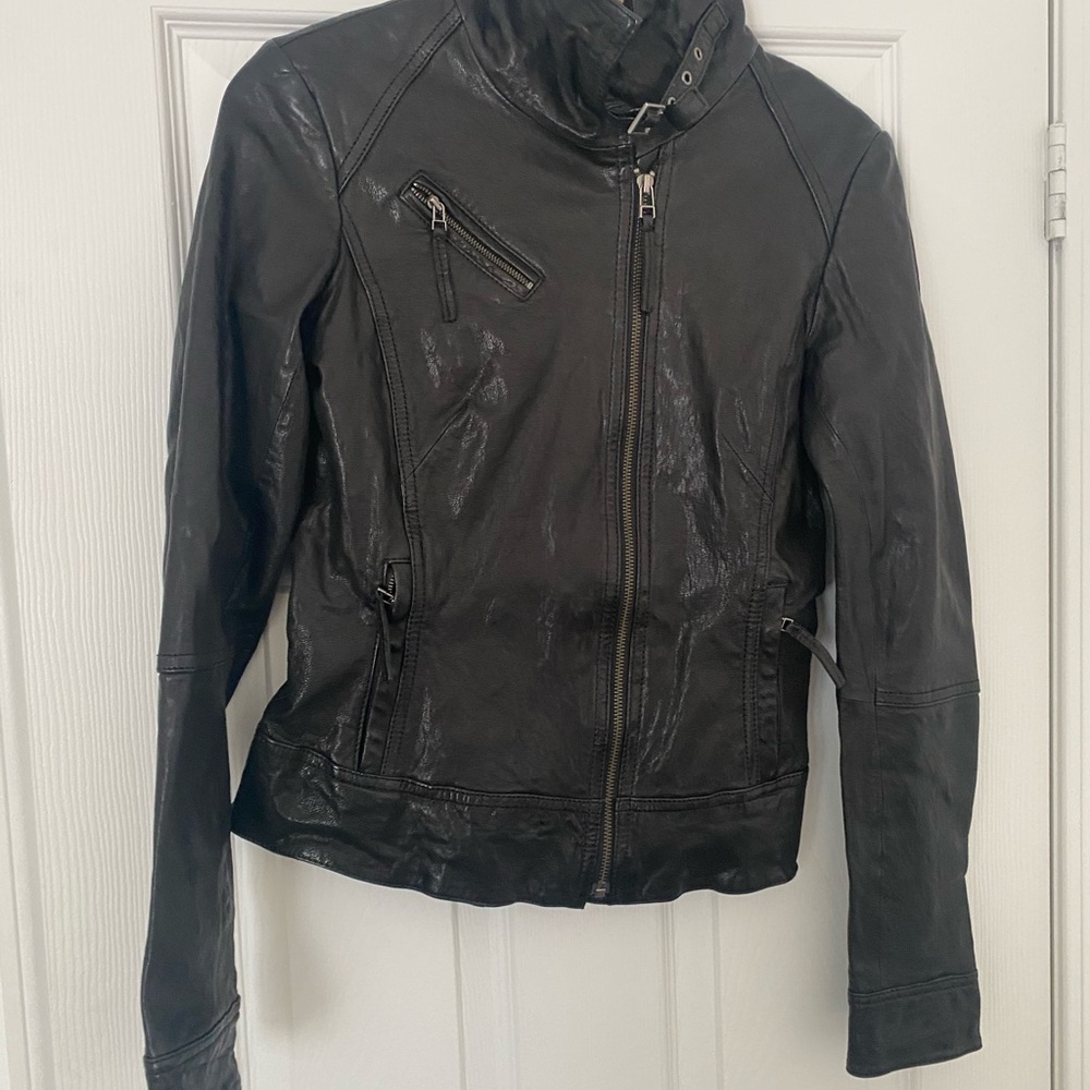 Women’s 2XS Black Italian Leather Danier Moto Jacket